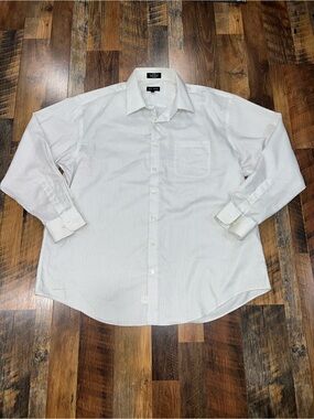 Axcess White Pinstripe Long-Sleeve Dress Shirt